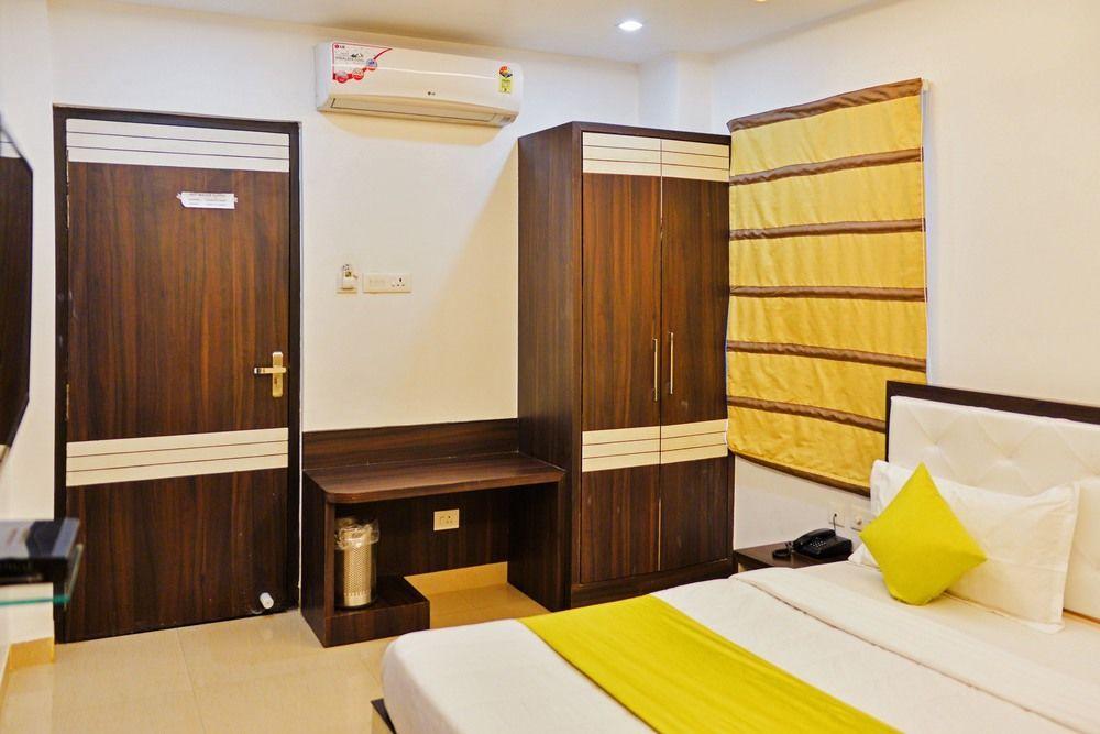 Hotel Janki International By Keymagics Varanasi Exterior foto