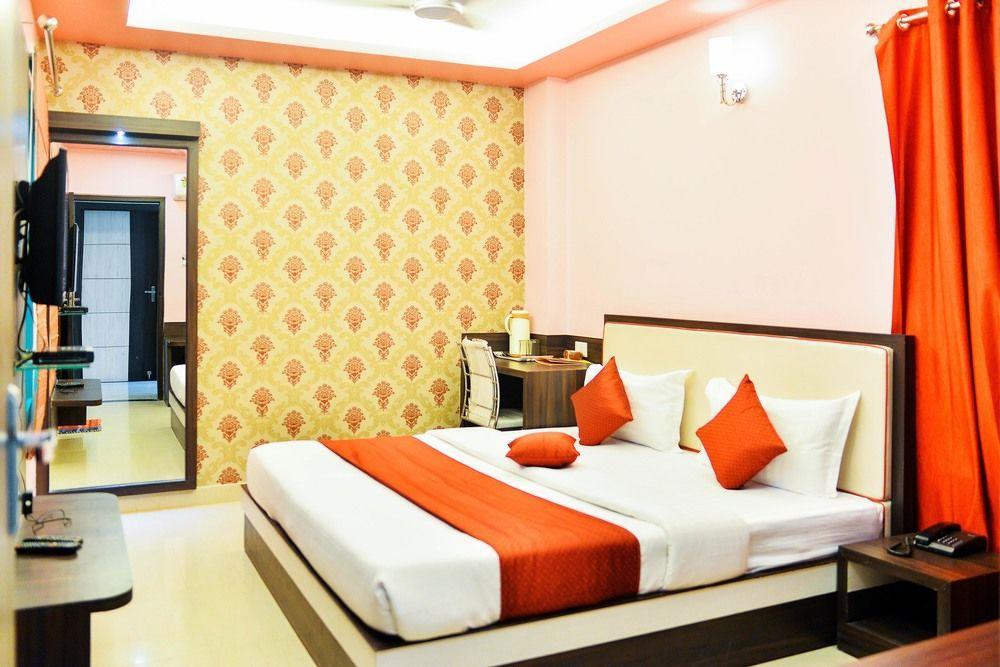 Hotel Janki International By Keymagics Varanasi Exterior foto
