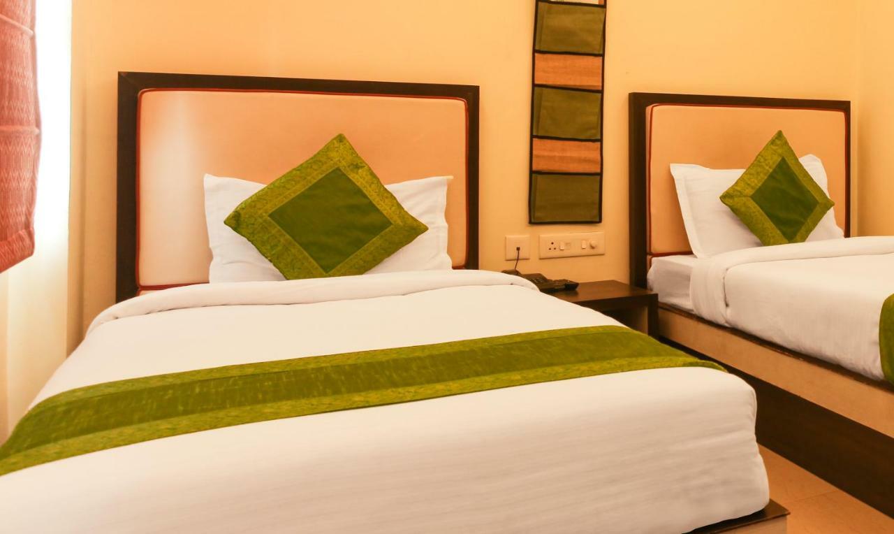 Hotel Janki International By Keymagics Varanasi Exterior foto